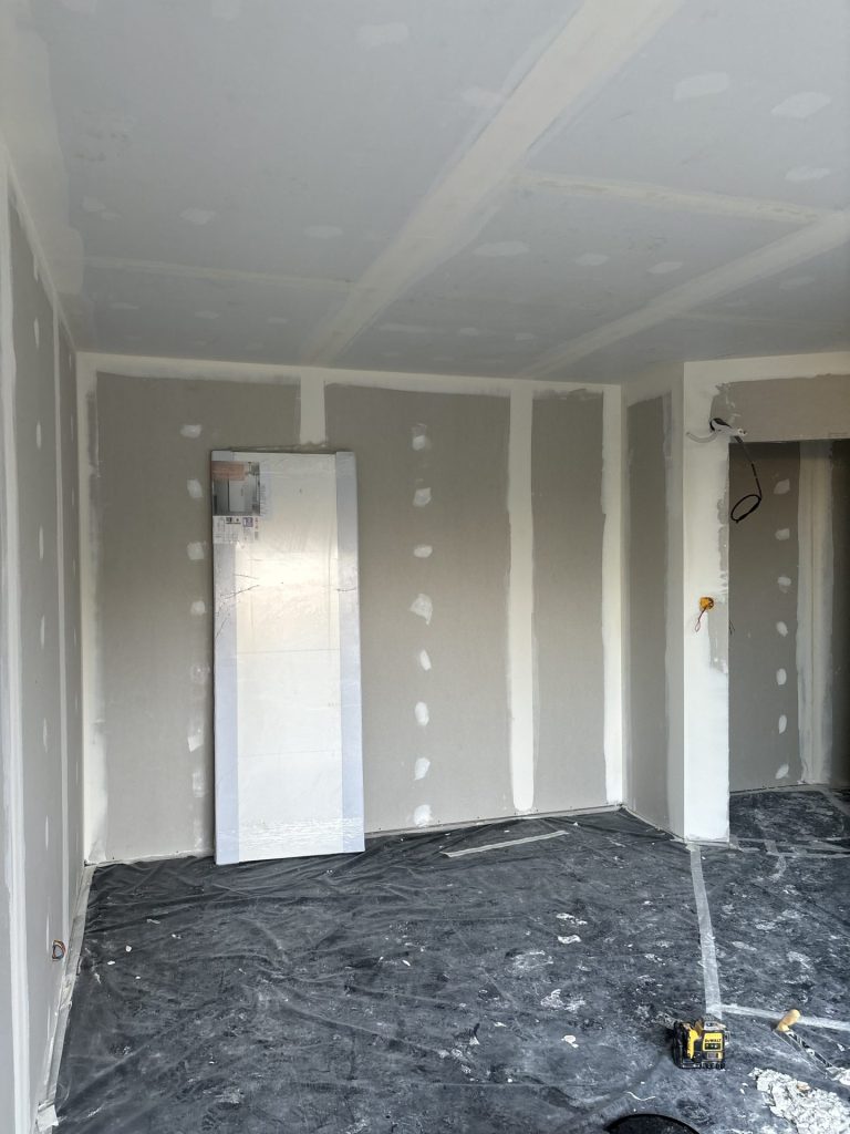 Peinture des murs et des plafonds